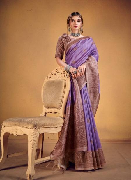Aura Andaz 1 Ethnic Wear Wholesale Handloom Silk Sarees Catalog
